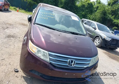 2011 Honda Odyssey Lx z USA, uszkodzony, nr VIN 5FNRL5H29BB057903